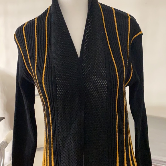 Sweater - Picture 3 of 5